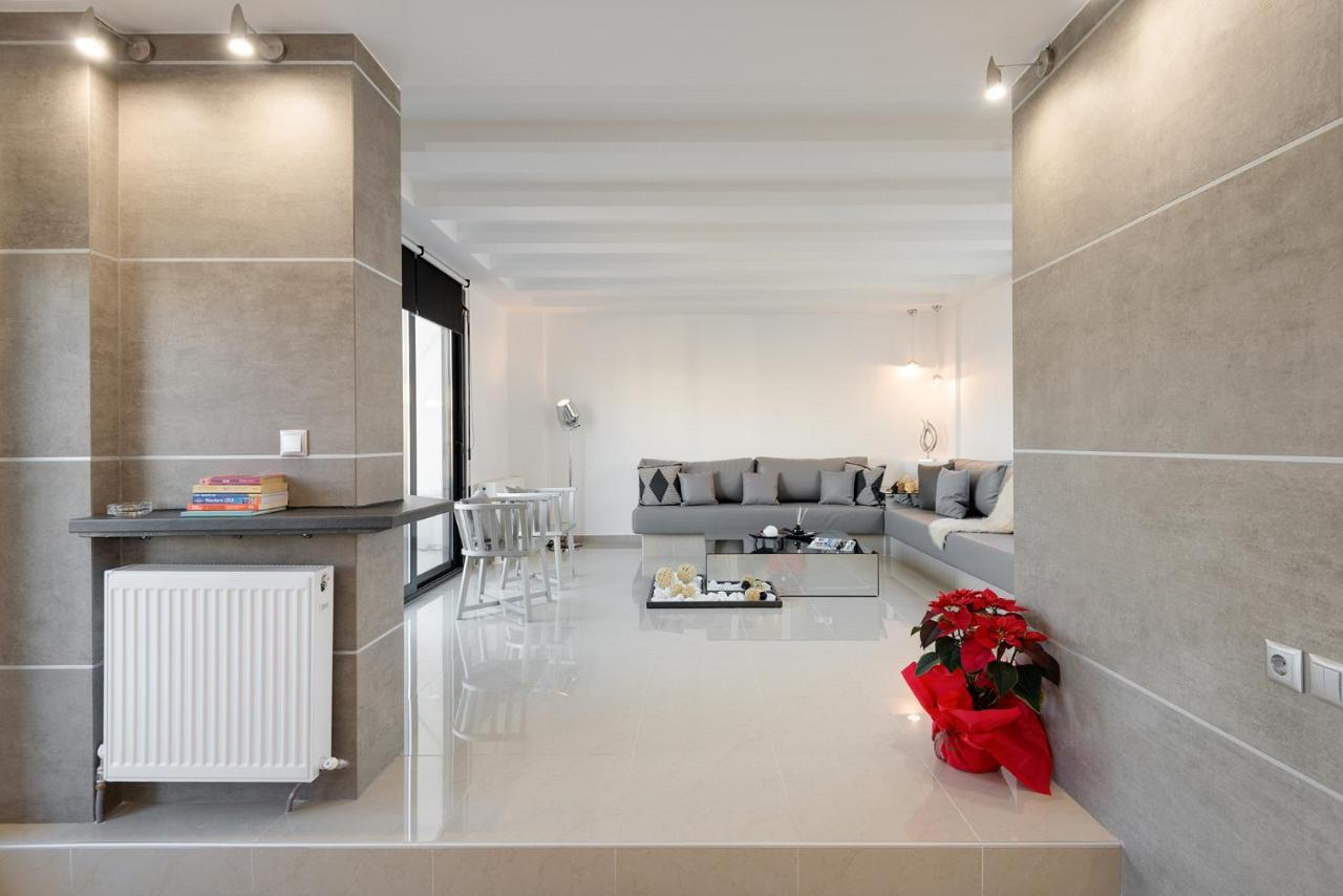 Ace Location | Luxury Building Apartment Tesalonika Bagian luar foto