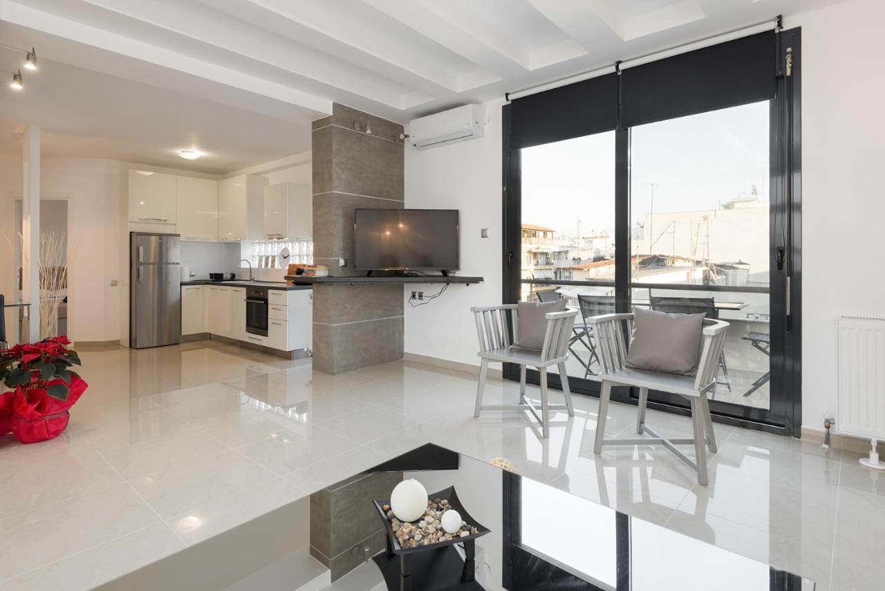 Ace Location | Luxury Building Apartment Tesalonika Bagian luar foto