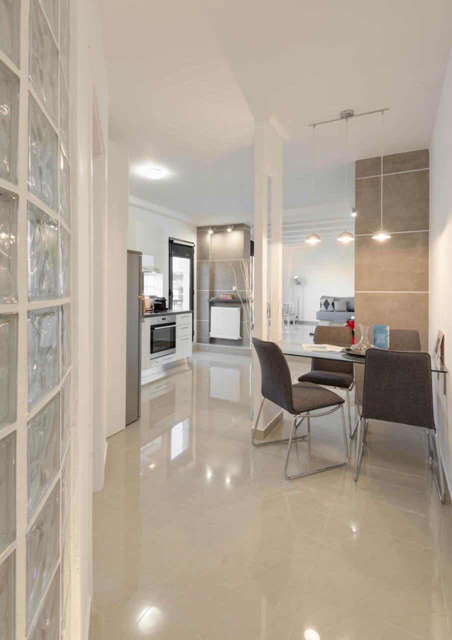 Ace Location | Luxury Building Apartment Tesalonika Bagian luar foto